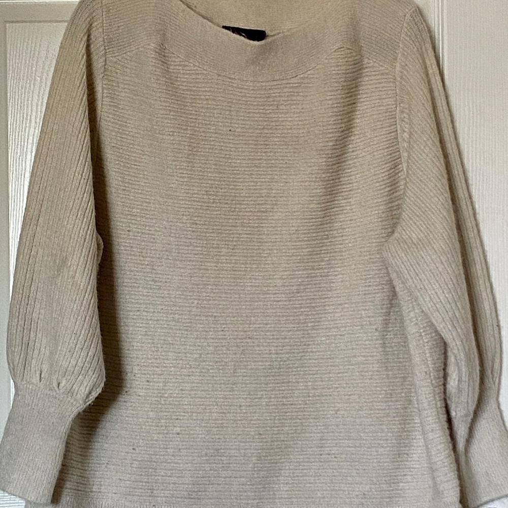 Long sleeve boat neck sweater